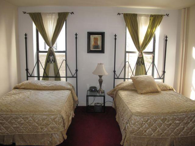 254 East Vacation Hotel New York City Room photo